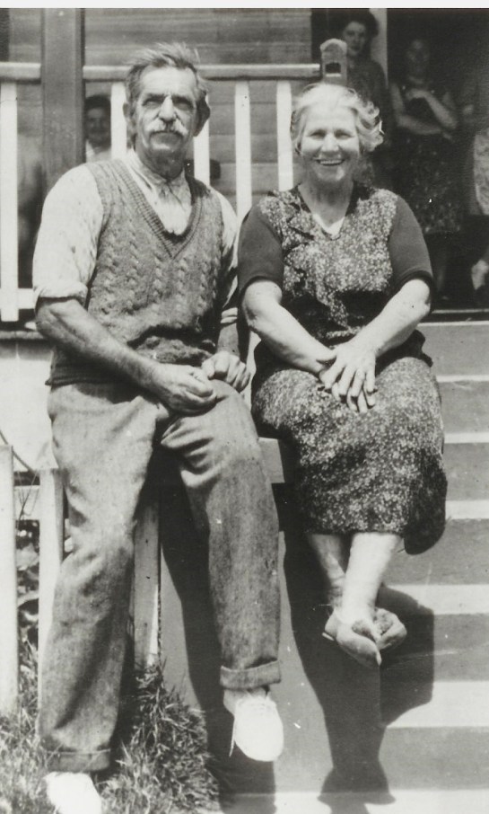 Charles Barnett & Assunta