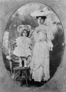 Elvira & Helena Italia's girls